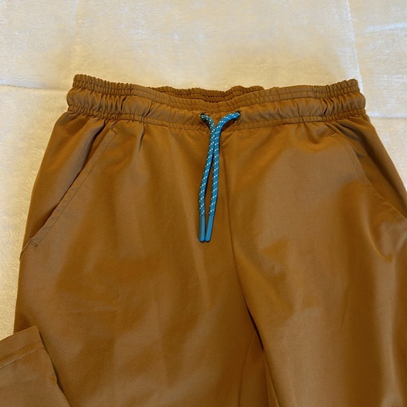 light weight athletic pants size large (12-14) - Picture 2 of 5